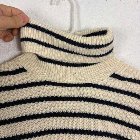 J. Crew Wool Cream & Navy Blue Striped Turtleneck Pullover Sweater Size M - Picture 3 of 11